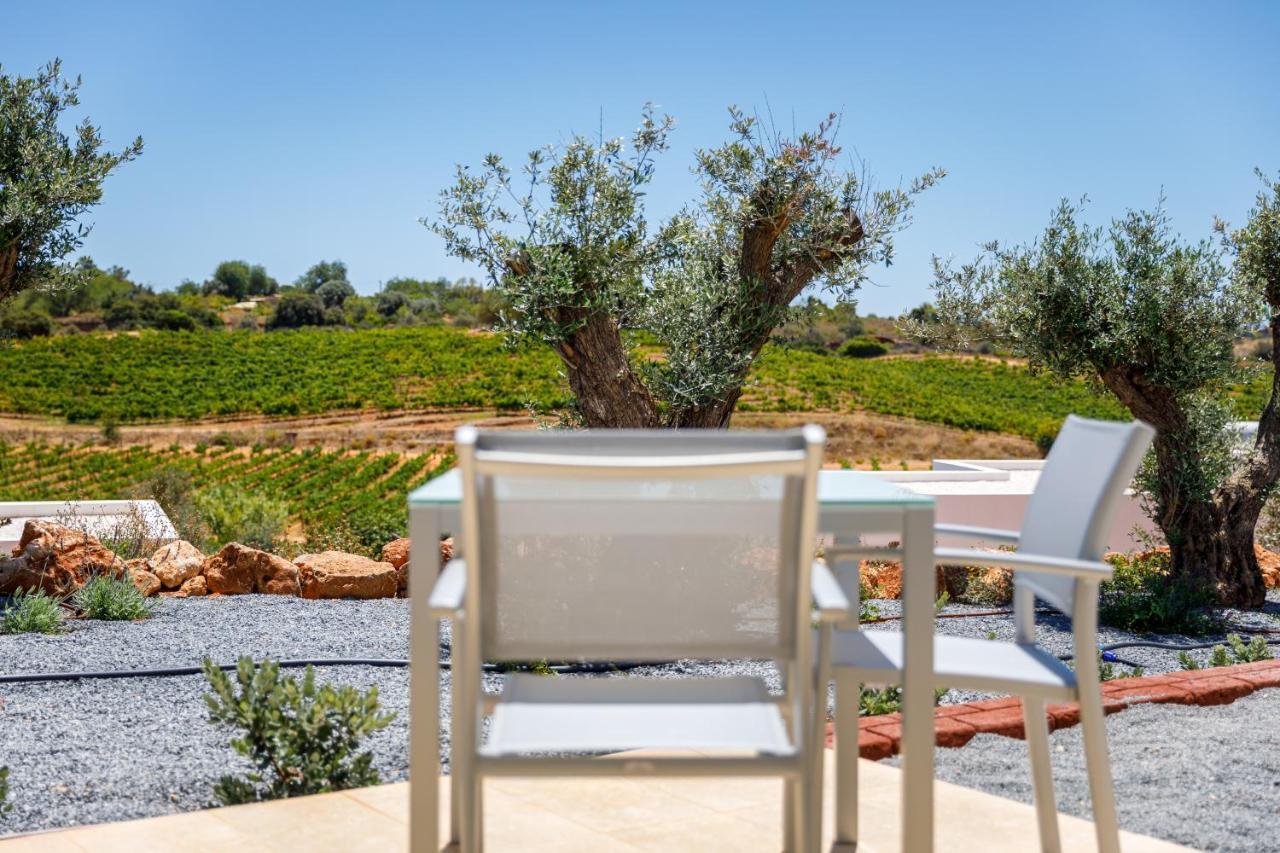 Quinta Dos Vales Wine Estate Guest House Estombar Exterior photo