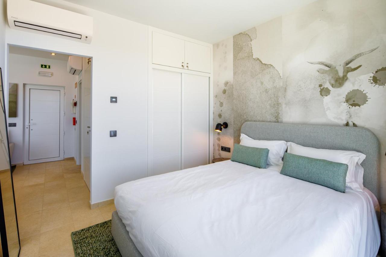 Quinta Dos Vales Wine Estate Guest House Estombar Exterior photo