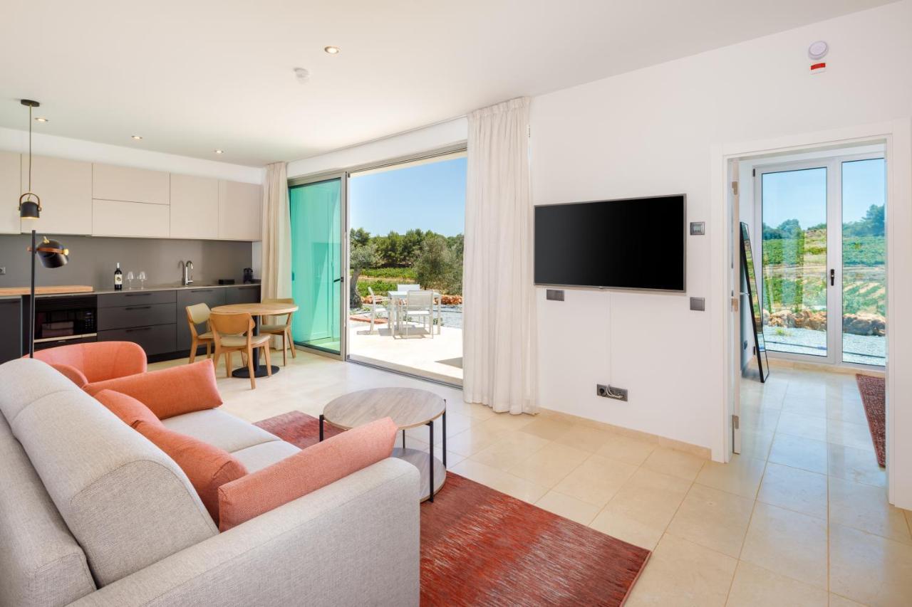 Quinta Dos Vales Wine Estate Guest House Estombar Exterior photo