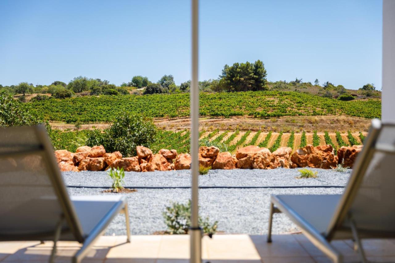 Quinta Dos Vales Wine Estate Guest House Estombar Exterior photo