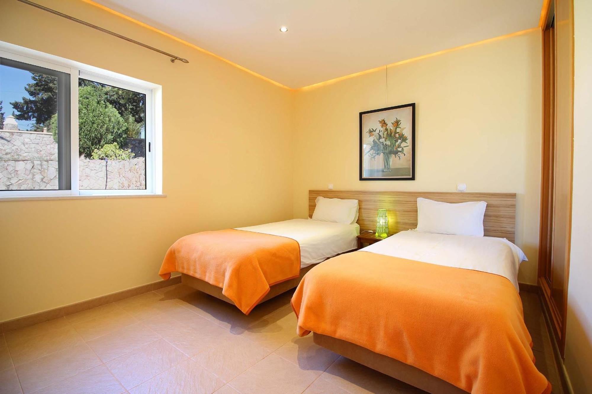 Quinta Dos Vales Wine Estate Guest House Estombar Room photo
