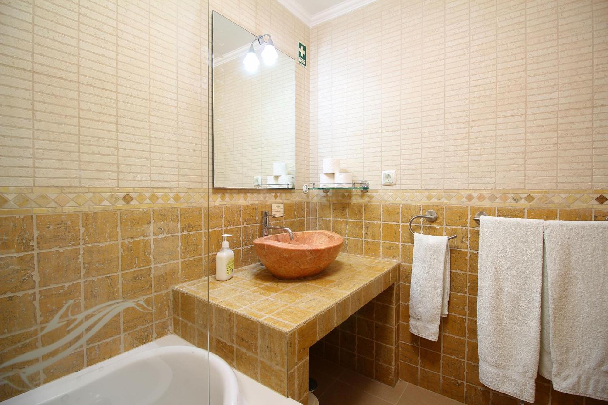 Quinta Dos Vales Wine Estate Guest House Estombar Room photo